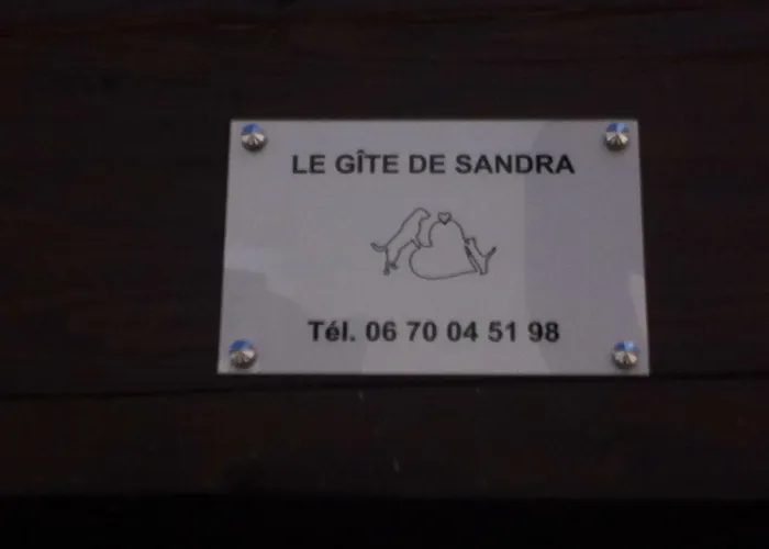 Dom wakacyjny Le De Sandra *